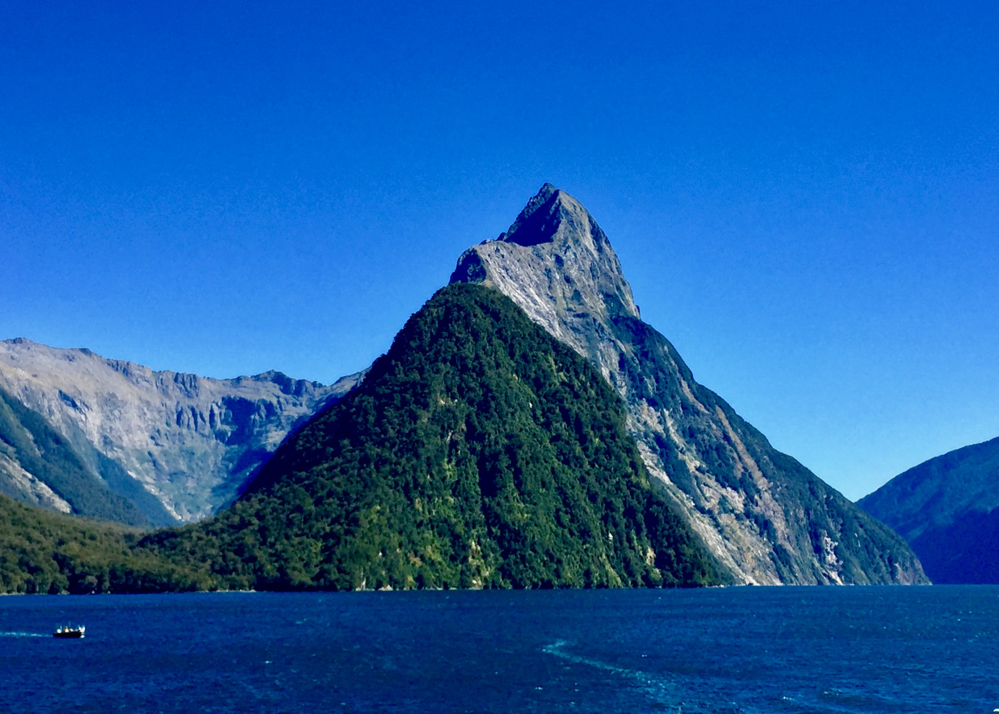 New Zealand The Long White Cloud Elie Axelroth